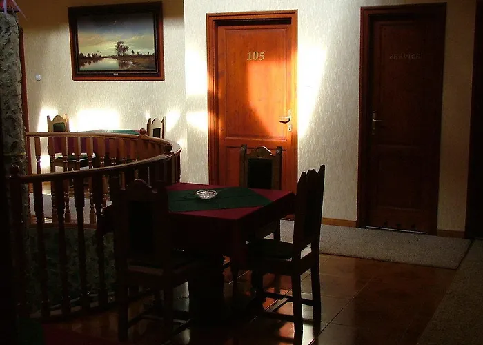 Erdogyongye Etterem Es Panzio ザラエゲルセグ