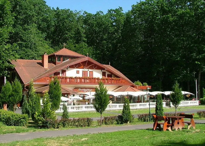 Erdogyongye Etterem Es Panzio